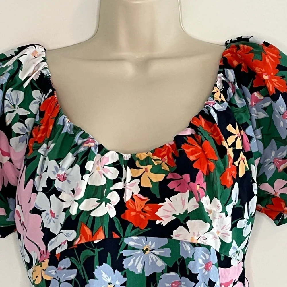 Old Navy Size Medium Floral Print Waist-Defined Puff Sleeve V-Neck Top Cotton